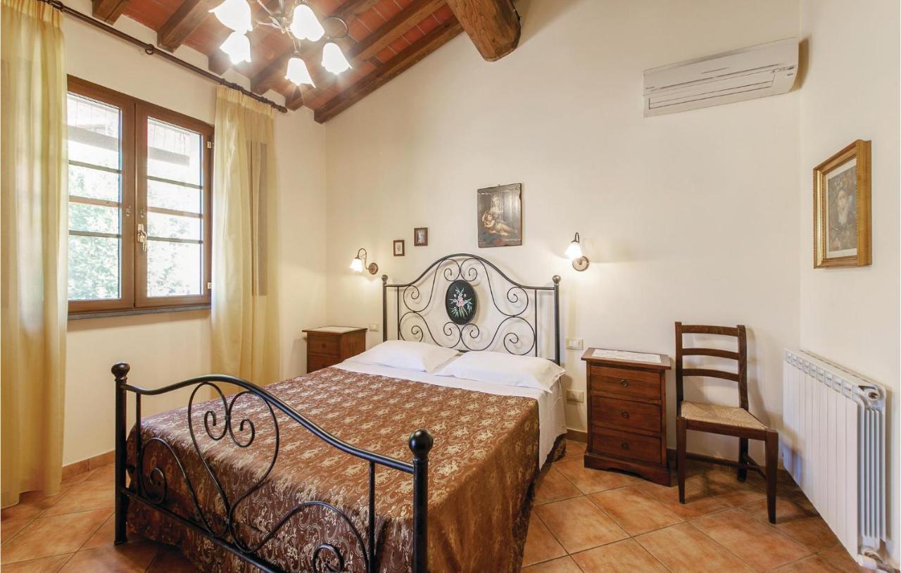 Corte Ponziani 1 Holiday home Orentano